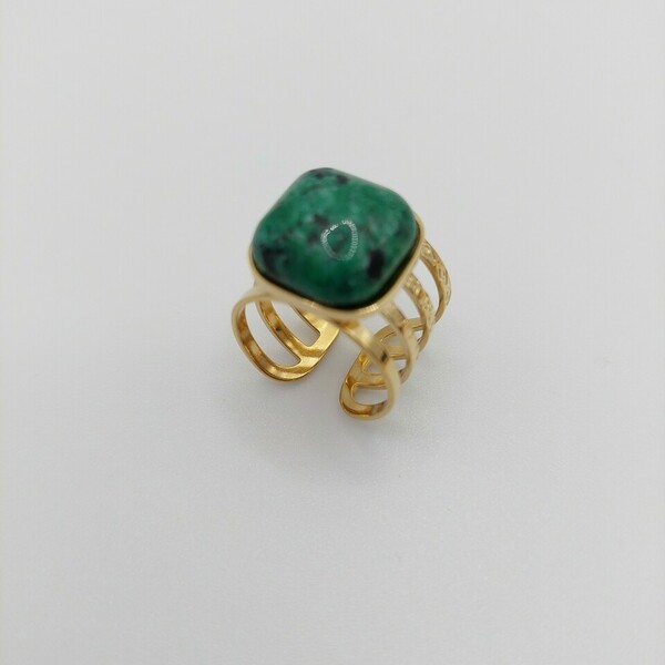 Χρυσό δακτυλίδι ατσάλινο με ημιπολύτιμη πέτρα ζωισίτη σε πράσινο χρώμα - ημιπολύτιμες πέτρες, μεγάλα, αυξομειούμενα