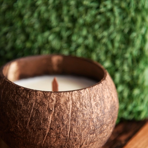 Κερί Σόγιας με ξύλινο φυτίλι σε φυσικό κέλυφος καρύδας και με άρωμα καραμέλα - κεριά, κεριά & κηροπήγια, vegan κεριά - 3
