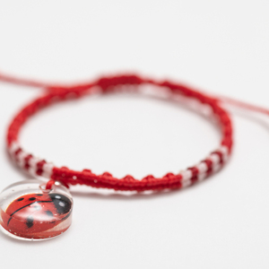 Μάρτης βραχιόλι με Πασχαλίτσα- Martaki Bracelet Macrame with ladybug - March Bracelet - νήμα, μαρτάκια, μαμά και κόρη, χεριού, αυξομειούμενα - 3