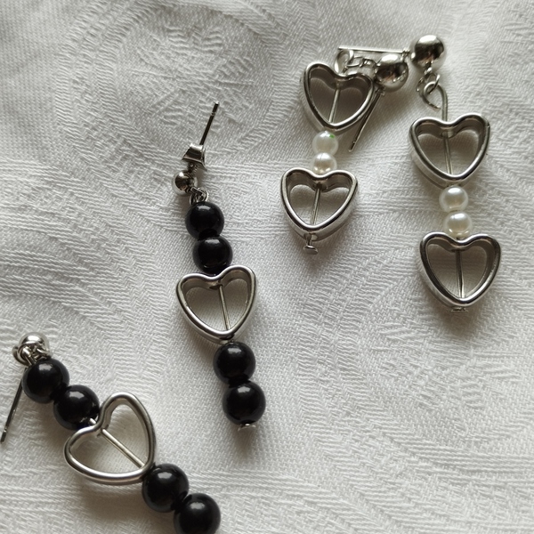 "black silver hearts" καρφωτά σκουλαρίκια - ασήμι, καρδιά, πέρλες, καρφάκι - 2