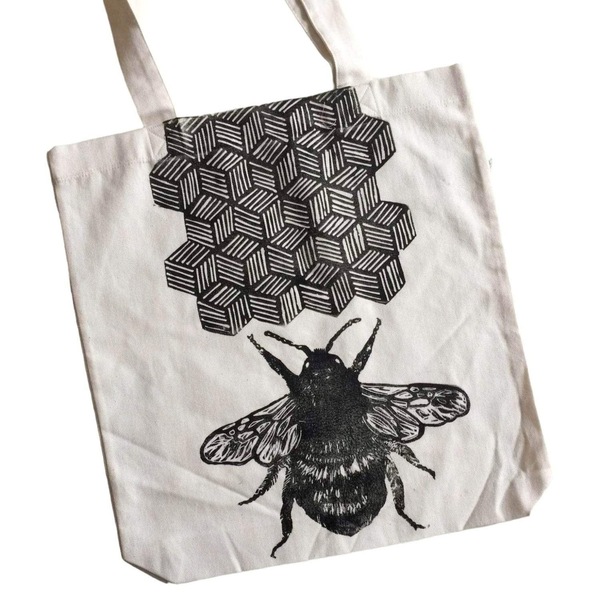 Υφασμάτινη οικολογική τσάντα ώμου τυπωμένη στο χέρι tote bag Bee friendly - ύφασμα, φλοράλ, all day, tote, πάνινες τσάντες