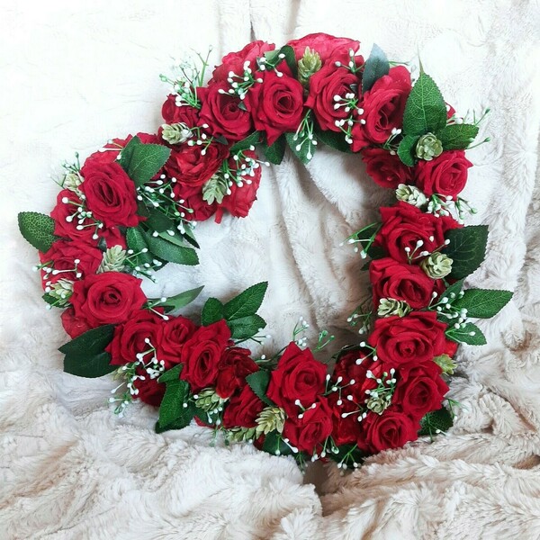 Κόκκινο στεφάνι καρδιά για Άγιο Βαλεντίνο με κόκκινα τριαντάφυλλα 30εκ. - ύφασμα, καρδιά, διακοσμητικά - 2