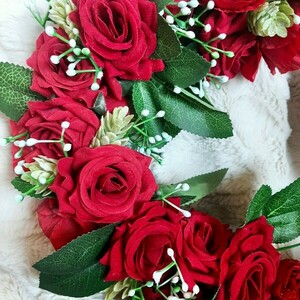 Κόκκινο στεφάνι καρδιά για Άγιο Βαλεντίνο με κόκκινα τριαντάφυλλα 30εκ. - ύφασμα, καρδιά, διακοσμητικά - 3