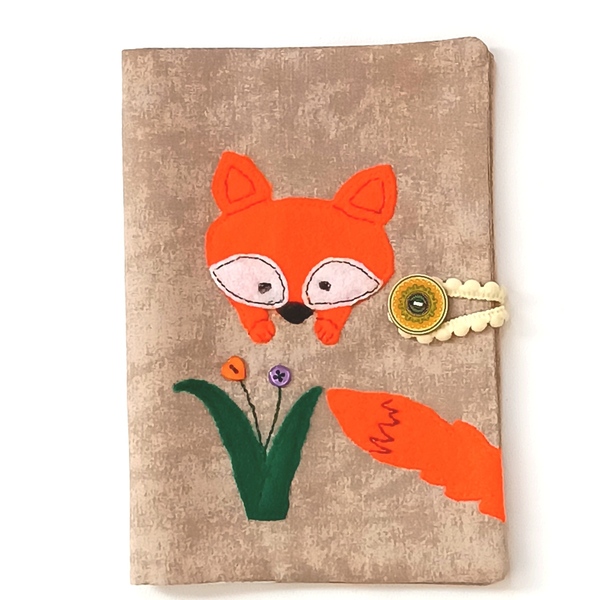 Θήκη βιβλιαρίου υγείας απο ύφασμα μπεζ με πορτοκαλί αλεπου 22×15,5. - θήκες βιβλιαρίου, δώρα για μωρά, ζωάκια
