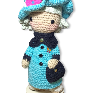 Πλεκτή κούκλα amigurumi queen Elizabeth ύψους 25 εκ. - ξύλο, μινιατούρες φιγούρες, μαλλί felt - 5