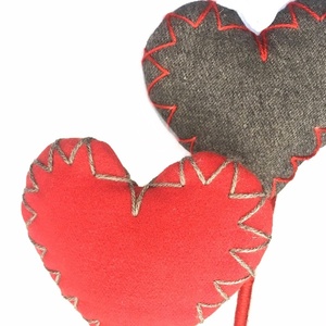 Υφασμάτινες Καρδιές σε ξύλινη βάση - ύφασμα, ξύλο, νήμα, διακοσμητικά - 2