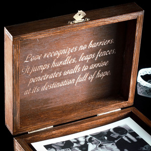 Προσωποποιημένο Ξύλινο Κουτί Φωτογραφιών - Φλοράλ Χάραξη Ονόματα - ξύλο, personalised, άλμπουμ - 3