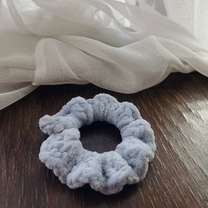 mini fluffy scrunchie γαλάζιο -γκρι (βελούδινο) - νήμα, λαστιχάκια μαλλιών - 3