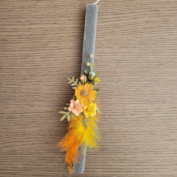 Λαμπάδα γκρι, ξυστή, αρωματική 29 cm. Μπουκέτο από λουλούδια και φτερά! - κορίτσι, λουλούδια, λαμπάδες, χειροποίητα - 3