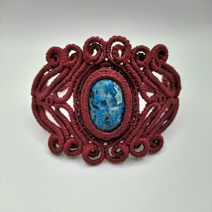 Red Passion Bracelet - ημιπολύτιμες πέτρες, μακραμέ, boho, χεριού, αυξομειούμενα