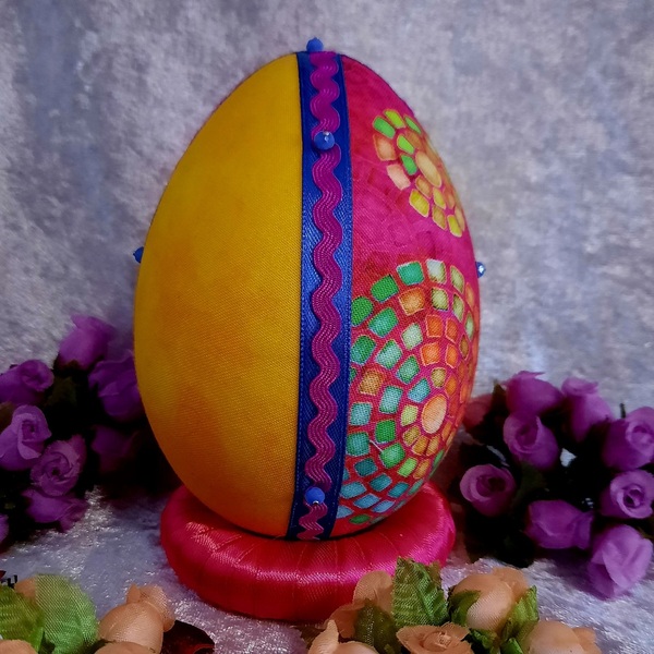 Χειροποίητο Πασχαλινό αυγό από βαμβακερό ύφασμα σε αποχρώσεις του κίτρινου και ροζ. Υψος 14 cm - διακοσμητικά, πασχαλινά αυγά διακοσμητικά, πασχαλινά δώρα, διακοσμητικό πασχαλινό - 3