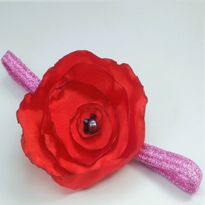 Λαμπάδα για κορίτσι με κορδέλα Lurex για τα μαλλιά στολισμένη με Κόκκινη σατέν λουλούδι - κορίτσι, λουλούδια, λαμπάδες, για παιδιά, για εφήβους - 3