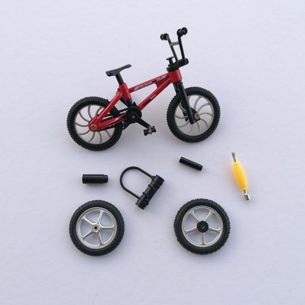 Λαμπάδα με Ποδήλατο 30 εκ Τετράγωνη, Αρωματικές Χειροποίητες Γκρι - αγόρι, λαμπάδες, για παιδιά, για εφήβους, παιχνιδολαμπάδες - 4
