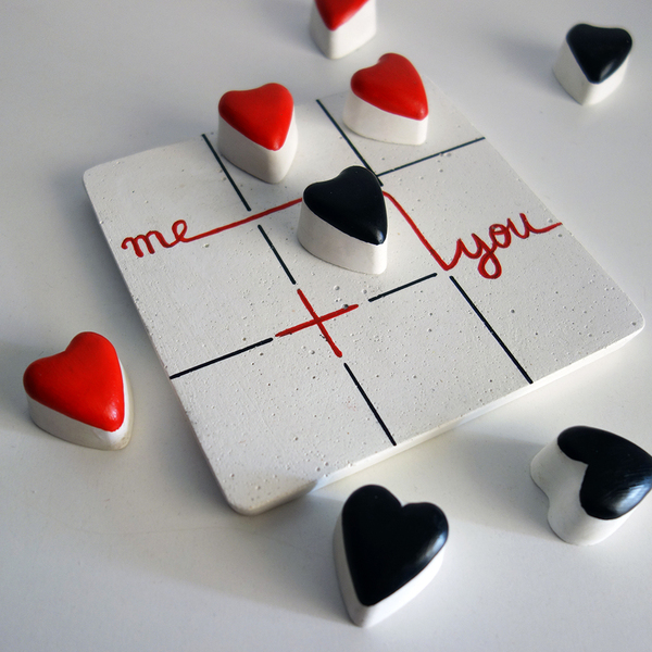 Λαμπάδα ΤΡΙΛΙΖΑ " ME + YOU " λευκό - ζωγραφισμένα στο χέρι, καρδιά, λαμπάδες, ζευγάρια, τρίλιζα - 3