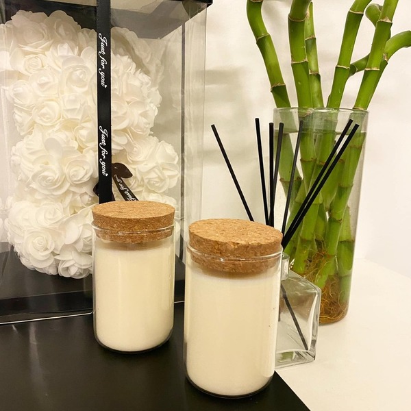 Αρωματικό κερί σε γυάλινο δοχείο με καπάκι απο φελλό - αρωματικά κεριά - 2