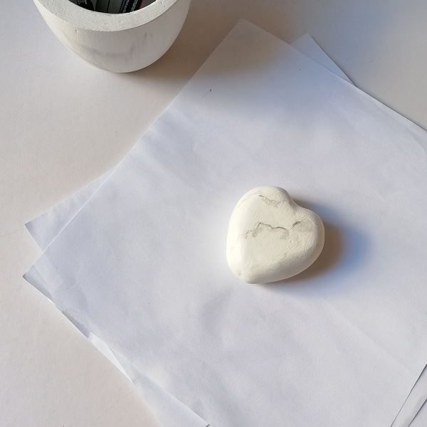 Πρες παπιέ κεραμική καρδιά λευκό εφέ μαρμάρου 5εκΧ5εκ - καρδιά, διακοσμητικά, αξεσουάρ γραφείου, ειδη δώρων - 4