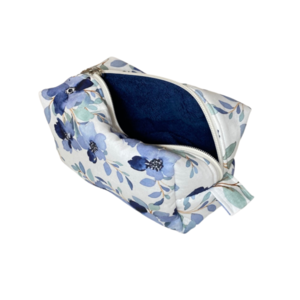 Νεσεσέρ 2 όψεων / Pouch Bag Μ "πετσετέ, μπλέ λουλούδια" (20x10x10) - ύφασμα, δώρα για γυναίκες, καλλυντικών, ταξιδίου