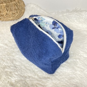 Νεσεσέρ 2 όψεων / Pouch Bag Μ "πετσετέ, μπλέ λουλούδια" (20x10x10) - ύφασμα, δώρα για γυναίκες, καλλυντικών, ταξιδίου - 2
