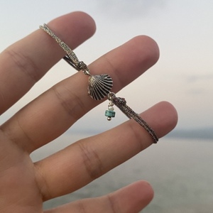 Seashell bracelet, βραχιόλι από μεταλλική κλωστή και ασημένιο κοχύλι - charms, ασήμι 925, κοχύλι, χεριού, αυξομειούμενα - 3