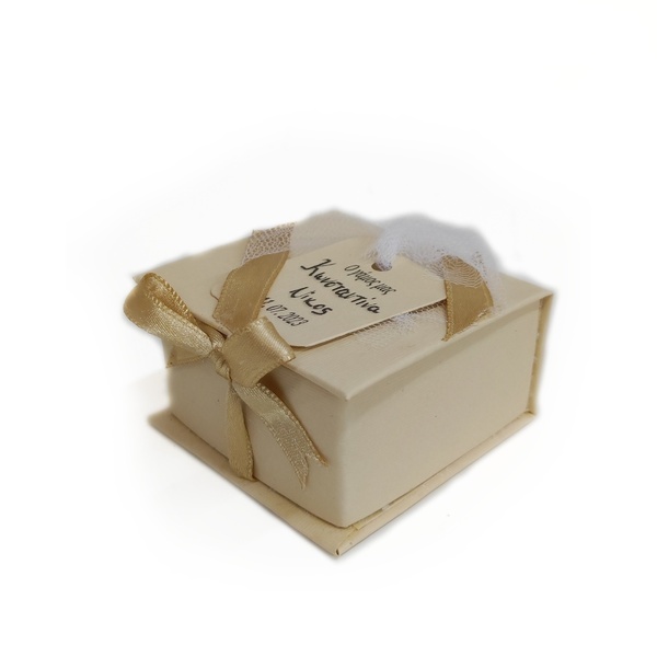 20 τμχ. Μπομπονιέρα γάμου κουτί με καρτελάκι ημερομηνία και όνομα 7cmΧ3,5cm - γάμου