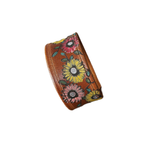 Καφέ Δερμάτινο Γυναικείο Βραχιόλι Χρυσάνθεμο, 18Χ2 εκ - δέρμα, όνομα - μονόγραμμα, λουλούδι, boho, δώρο γεννεθλίων