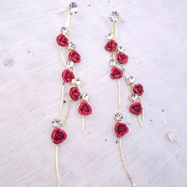 Κρεμαστά σκουλαρίκια με κοκκινα τριανταφυλλάκια - στρας, μακριά, λουλούδι, ατσάλι, κρεμαστά - 2