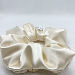 Vanilla classic satin scrunchie - ύφασμα, σατέν, πολυεστέρας, λαστιχάκια μαλλιών, satin scrunchie - 3