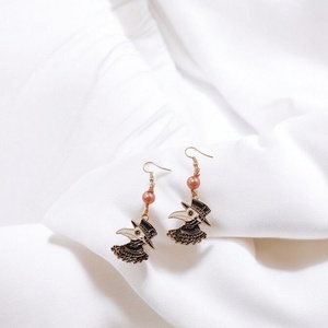 Σκουλαρίκια με charms από σμάλτο Plague Doctor earrings - σμάλτος, μικρά, ατσάλι, κρεμαστά, γάντζος - 2