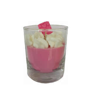 Κερί strawberry milkshake 180γρ σε γυάλινο ποτήρι - αρωματικά κεριά