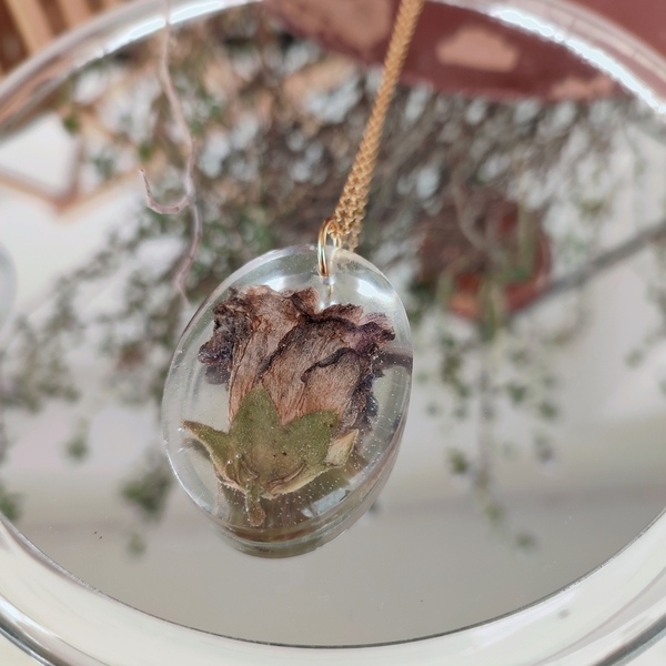 κολιέ οβάλ με αλυσίδα από αποξηραμένο άνθος ιβίσκου και υγρό γυαλί - λουλούδι, ατσάλι, μενταγιόν - 3