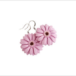 Ροζ λουλούδια σκουλαρίκια - πηλός, λουλούδι, ατσάλι, κρεμαστά, γάντζος - 2