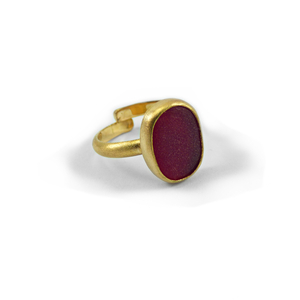 "Red Seaglass ring" - Xειροποίητο επίχρυσο 18κ ματ δαχτυλίδι με φυσικό κόκκινο γυαλάκι της θάλασσας! - γυαλί, επιχρυσωμένα, αυξομειούμενα
