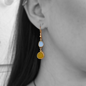 "Multi Colour Seaglass earrings" - Xειροποίητα επίχρυσα 18κ ματ σκουλαρίκια με φυσικά γαλάζια - κίτρινα γυαλάκια της θάλασσας! - γυαλί, επιχρυσωμένα, κρεμαστά, γάντζος - 2