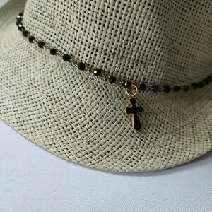 ''CROSS ΑMULET Καπέλο από χαρτί διακοσμημένο με ροζάριο και ατσάλινο charm σταυρός - ύφασμα, ψάθινα - 3
