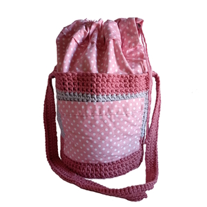 Γυναικεία χειροποίητη στρογγυλή πολυμορφική τσάντα ώμου ή χιαστί με βαμβακερό νήμα και ύφασμα - ύφασμα, ώμου, πουγκί, χιαστί, πλεκτές τσάντες