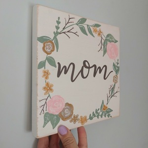 "Mom" - Ξύλινη πινακίδα 20 × 20 εκ. για τη γιορτή της μητέρας - πίνακες & κάδρα, ημέρα της μητέρας - 3