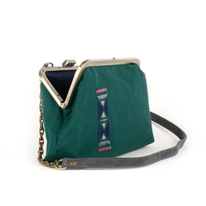 Clutch τσάντα σε πράσινο χρώμα με χειροποίητο κέντημα - ύφασμα, clutch, ώμου, all day, μικρές - 2