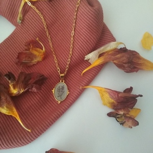Κολιέ από ατσάλινη αλυσίδα και κρεμαστό μοτιφ με λουλουδάκι - charms, επιχρυσωμένα, κοντά, λουλούδι, ατσάλι - 3