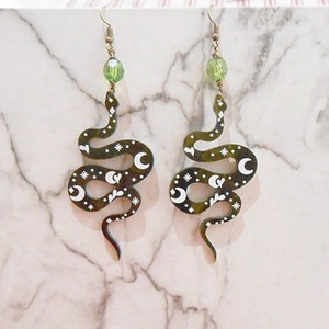 Ακρυλικά σκουλαρίκια φίδι, κρεμαστά Snake earrings - χάντρες, plexi glass, κρεμαστά, γάντζος - 3