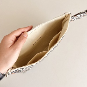 Τσαντάκι χειρός από λεοπάρ καραβόπανο 28cm x 20cm - ύφασμα, animal print, φάκελοι, all day, χειρός - 3