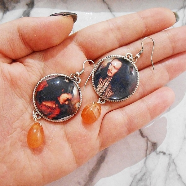 Σκουλαρίκια με γυαλί και γυάλινες χάντρες, κρεμαστα Romantic Dracula earrings - ημιπολύτιμες πέτρες, γυαλί, χάντρες, κρεμαστά, γάντζος - 4