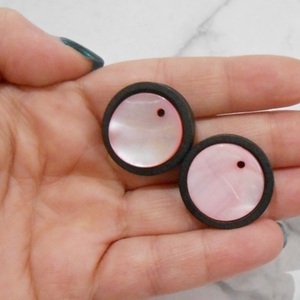 Καρφωτά σκουλαρίκια με φίλντισι Stud earrings Pink ivory - ξύλο, φίλντισι, καρφωτά, μικρά, καρφάκι - 3