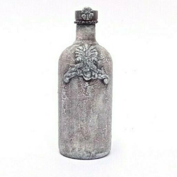Γυάλινο μπουκάλι γκρι διακοσμημένο με πηλό - γυαλί, πηλός, διακοσμητικά μπουκάλια