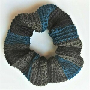 makeba handmade πλεκτό scrunchie πετρόλ, ανθρακί & μαύρο - νήμα, λαστιχάκια μαλλιών