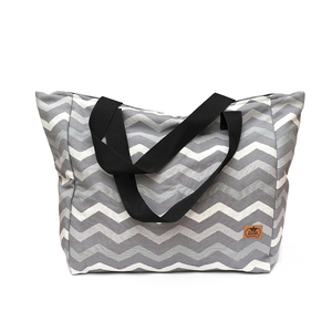 Υφασμάτινη XL χειροποίητη τσάντα με γκρι γεωμετρικά σχέδια - ύφασμα, ώμου, μεγάλες, all day, πάνινες τσάντες