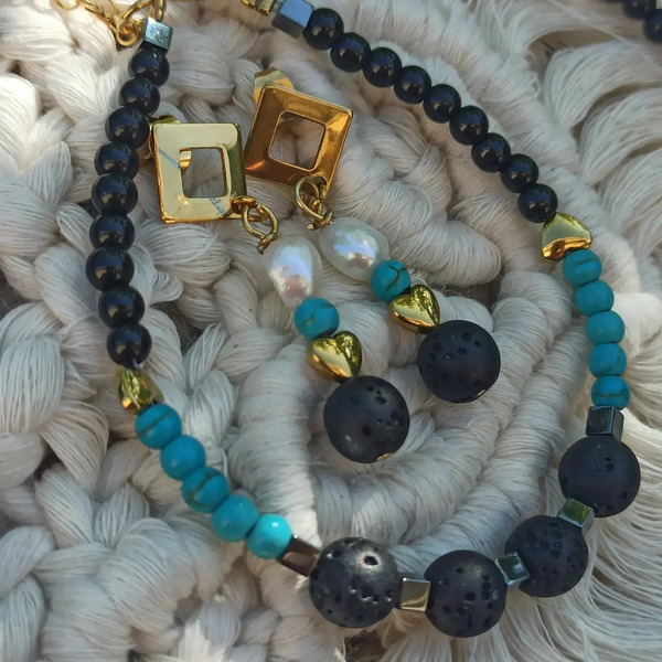 Black and blue earrings - ημιπολύτιμες πέτρες, μαργαριτάρι, επιχρυσωμένα, καρφάκι, φθηνά