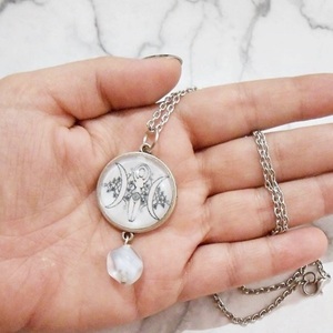 Κολιέ με γυαλί και ακρυλικές χάντρες Triple moon necklace Triple goddess - γυαλί, φεγγάρι, μεταλλικά στοιχεία, μενταγιόν - 4