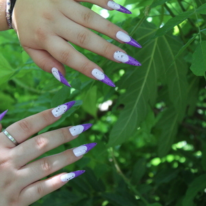 Press on nails - 3