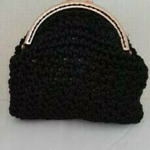 Πλεκτό πορτοφόλι σε μαύρο χρώμα - νήμα, γυναικεία, χειρός, πλεκτές τσάντες, πορτοφόλια - 3