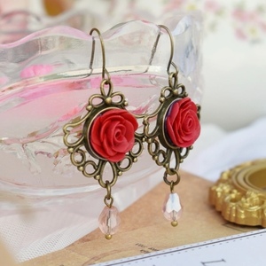 Red Vintage Roses | Χειροποίητα vintage σκουλαρίκια (5,5εκ.) - vintage, πηλός, λουλούδι, μπρούντζος, κρεμαστά - 2